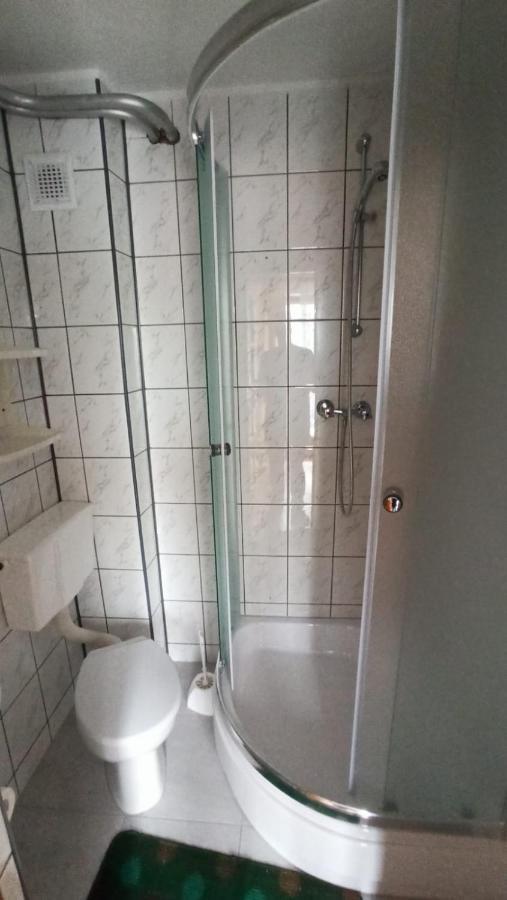 Trzech Koron 16 * Sromowce Wyzne